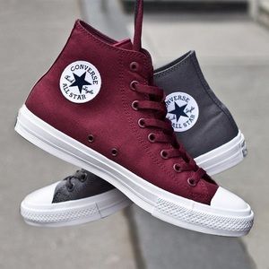 Burgundy Converse All Star II (2)